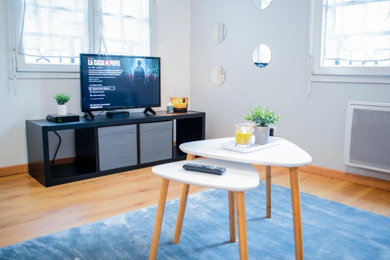 Le Retro Chic - T2 Haut Standing Au Coeur De Corbeil - 48 M2 Apartment Bagian luar foto